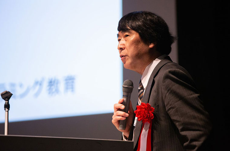写真:講演