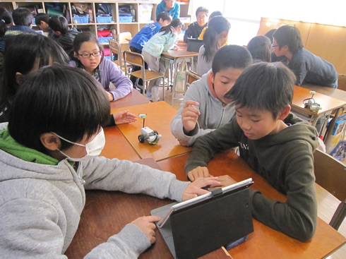 写真：プログラミング学習への試み