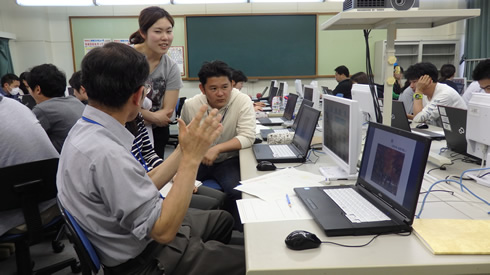 写真：学習活動ソフトウェアのワークショップ～協働的な活動を活性化～