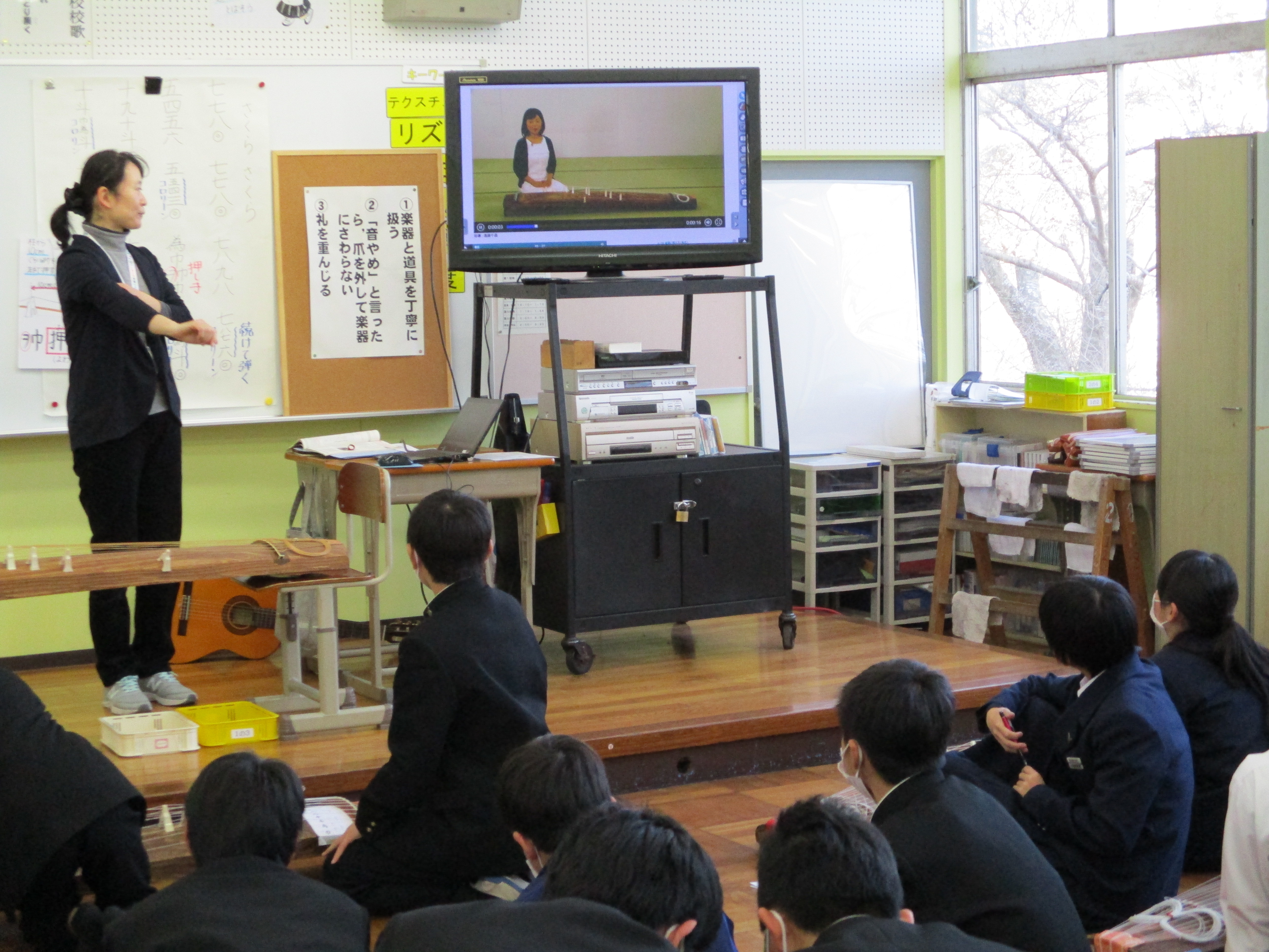 写真:和楽器,箏に親しもう!