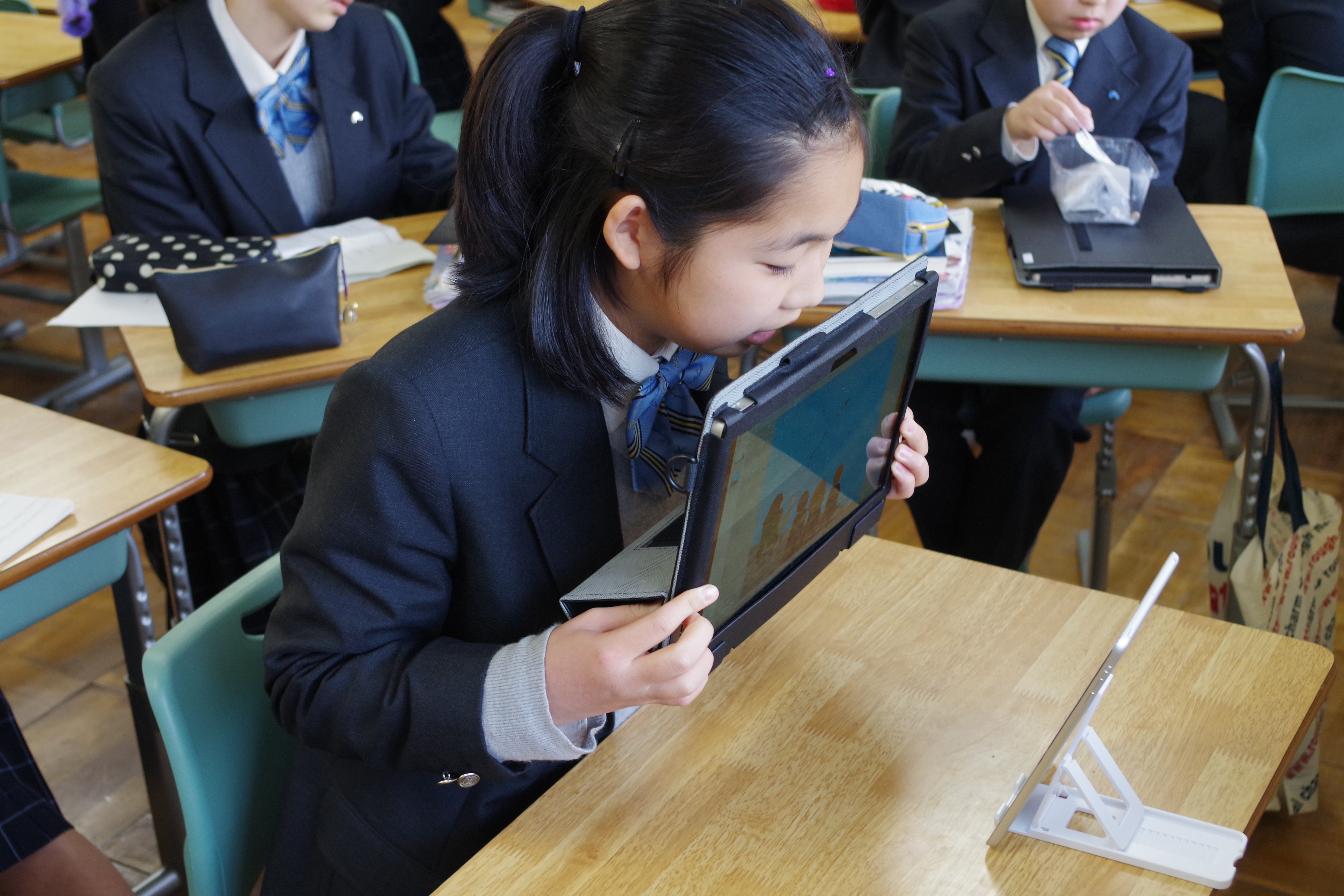 写真:Skype授業を通して培った「伝える力」