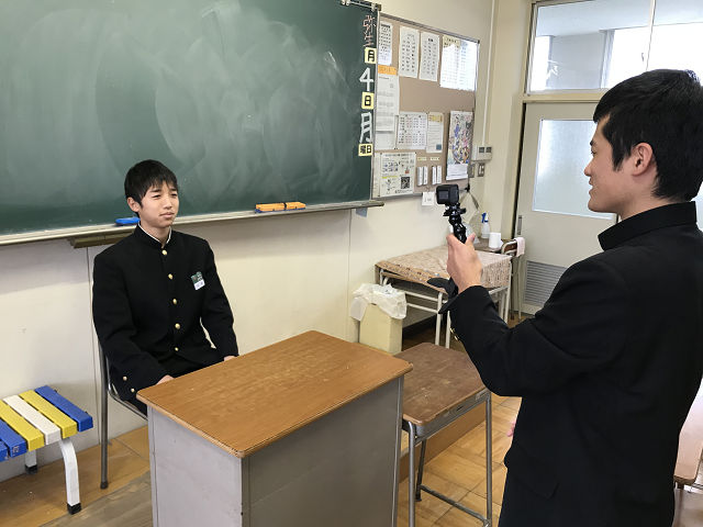 写真:自ら企画して,動画作成。