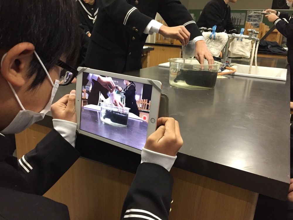 写真:ICT機器を活用した授業づくり