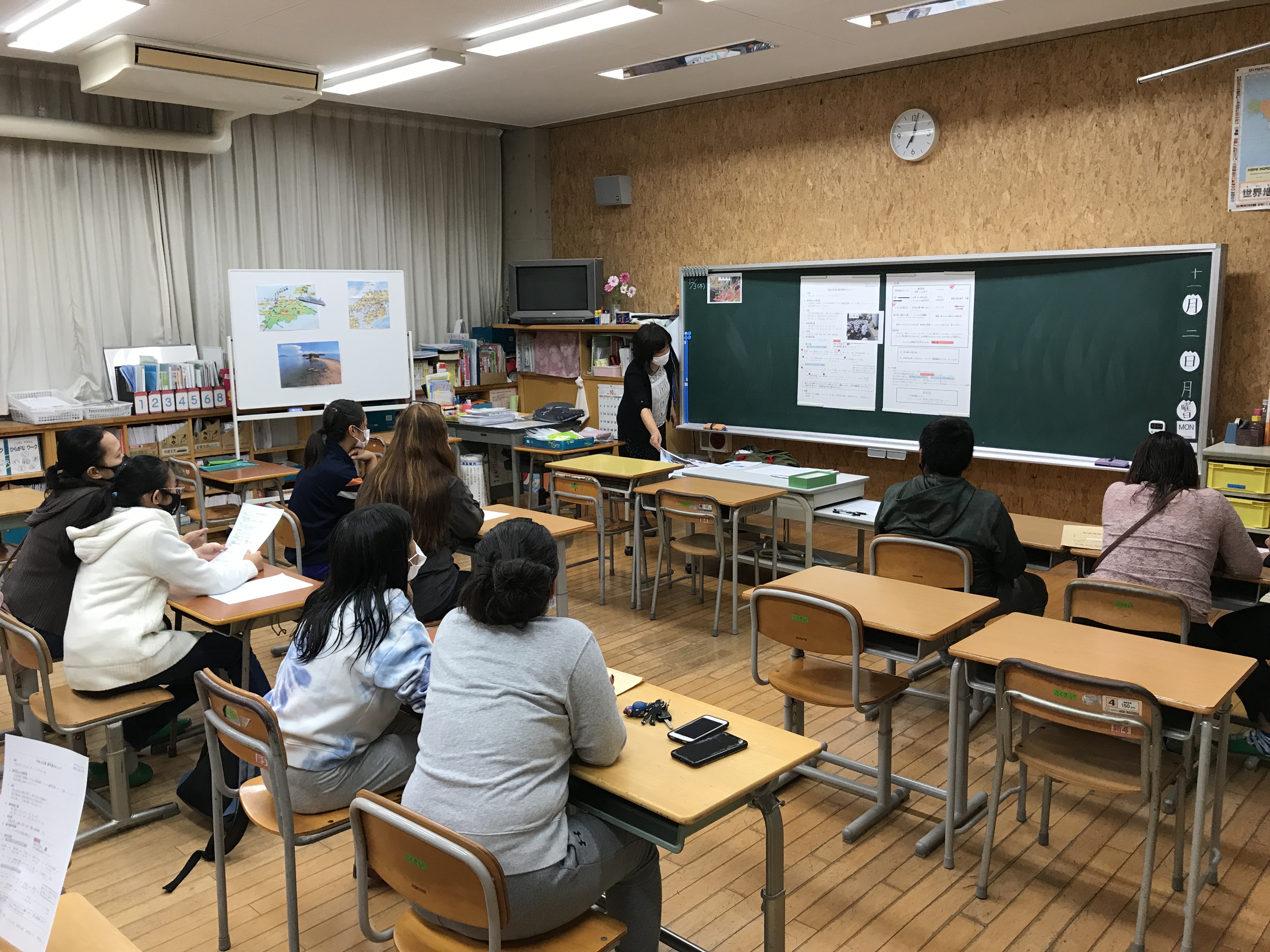 修学旅行周知会を行いました。