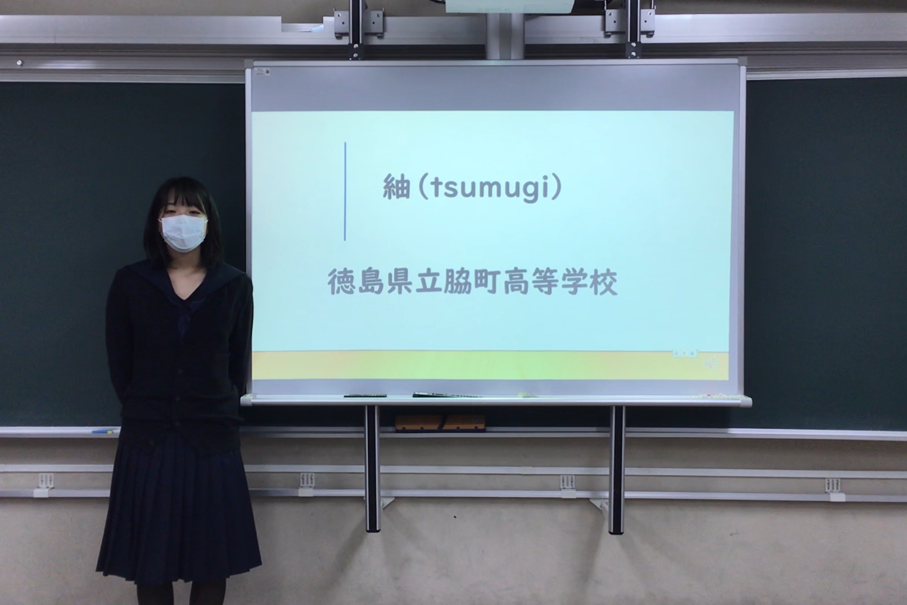 写真：成果報告動画を撮影しました