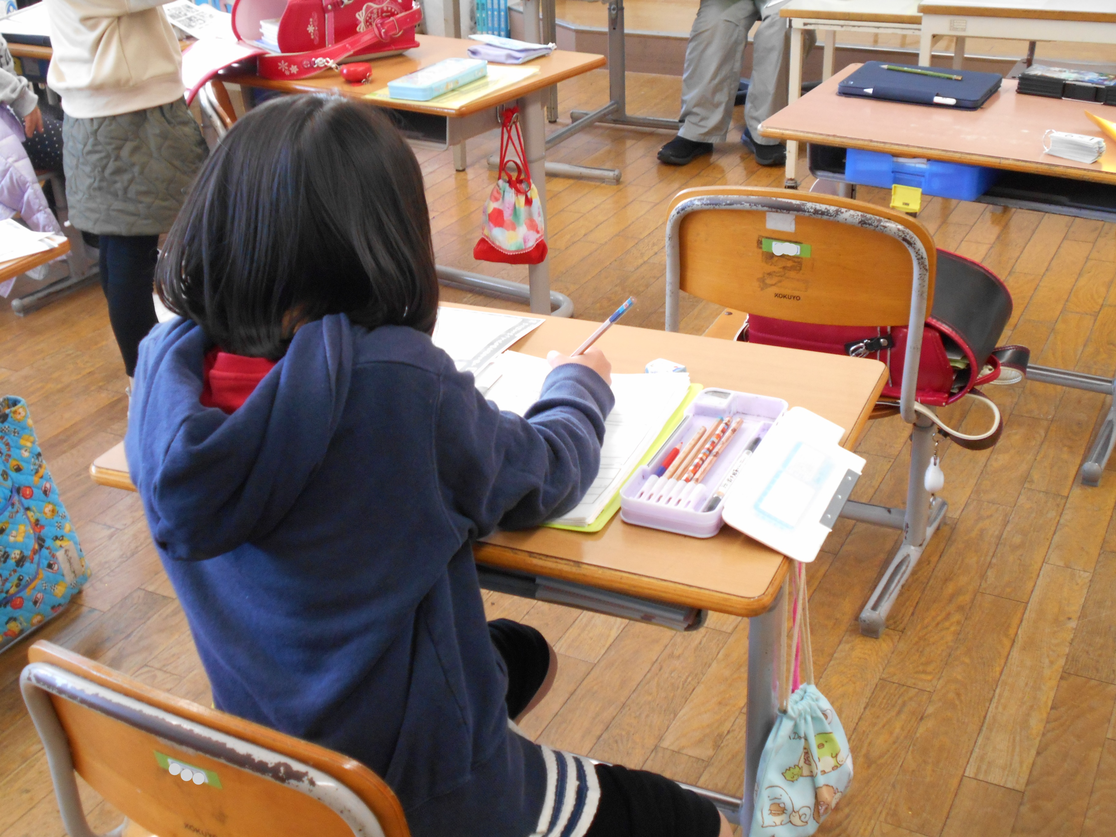 家庭学習、何やろうかな？自分で決められるよ