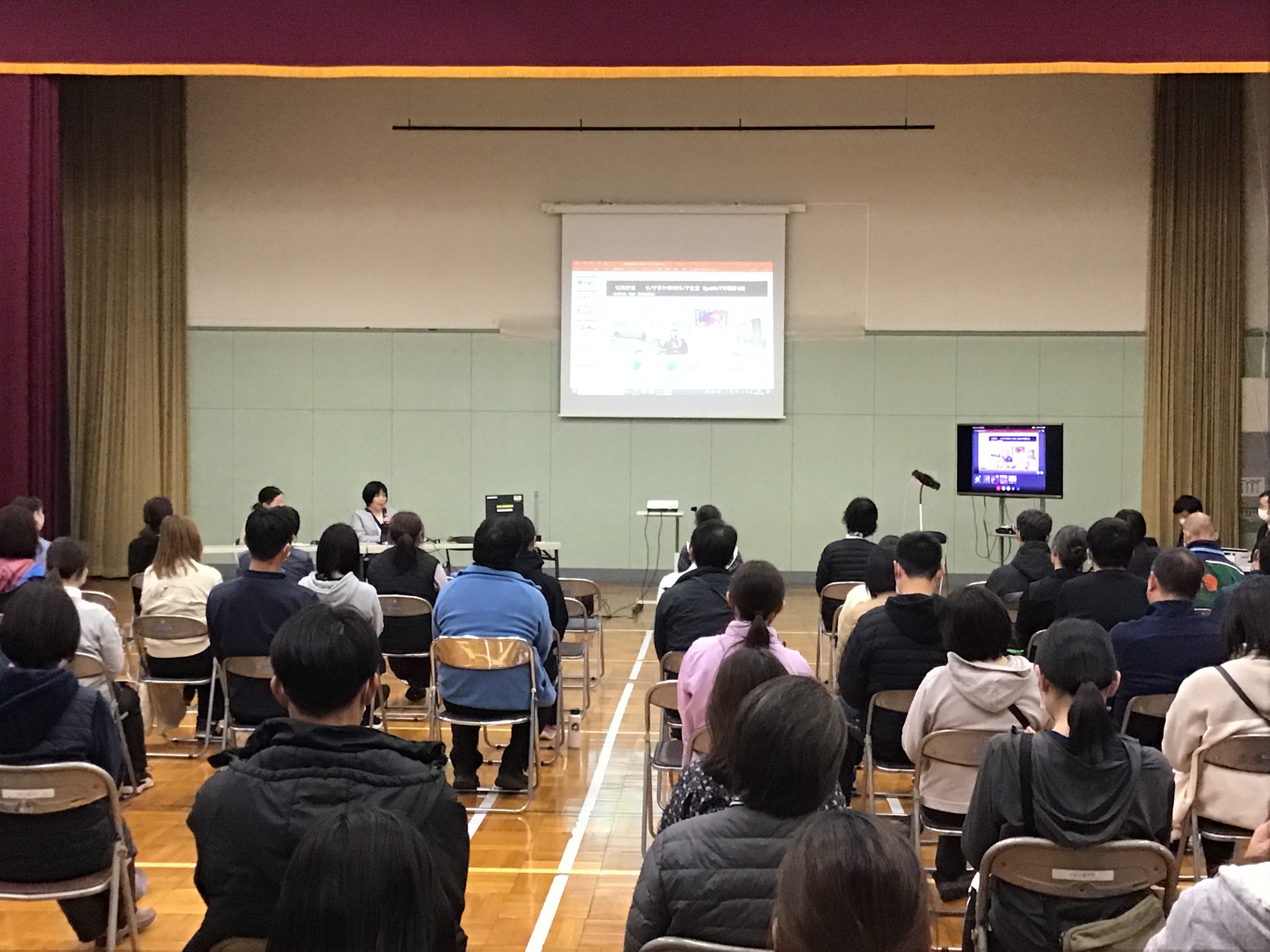 写真：研究報告会を実施しました