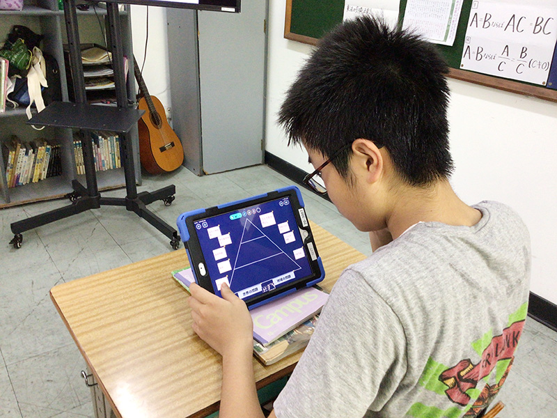 写真：「目的や場面」に応じたデジタルシンキングツールの利活用