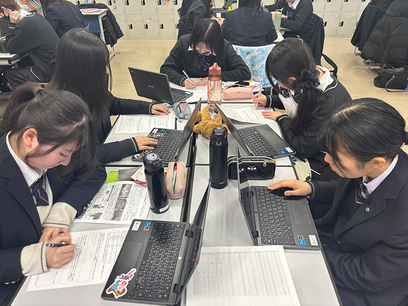 写真：e-kakahiを活用したデータサイエンス教育の実施