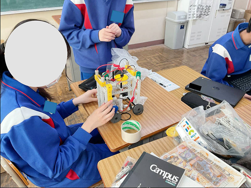 写真：生活や社会の問題を解決するための製品の開発