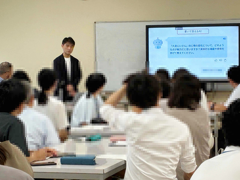 写真：鈴木秀樹先生を招いての校内研修会を実施しました