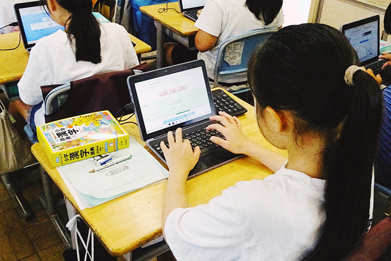 写真：一人一人の「できる」を伸ばすモジュール学習