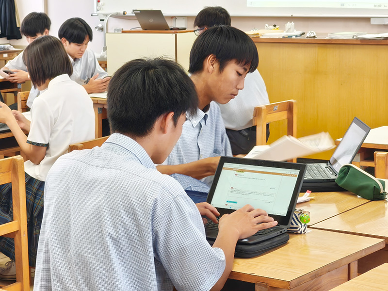 写真：生成AIを活用した探究活動の「個別最適な学び」実現に向けて